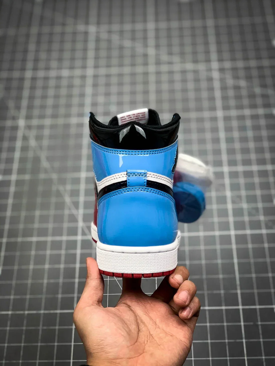 AIR JORDAN 1 HIGH